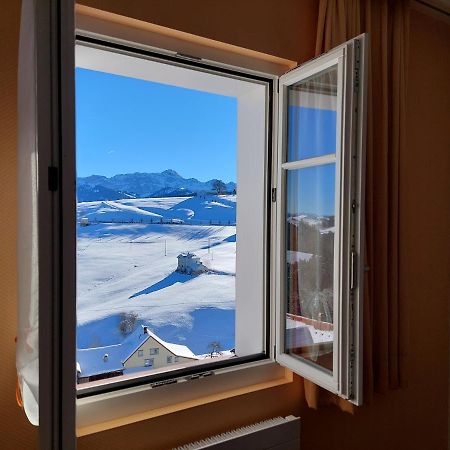 B&B Gaestehaus Roessli Schwellbrunn Exteriér fotografie