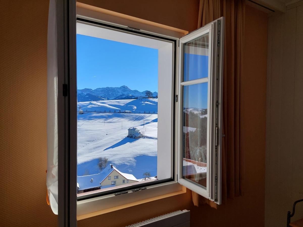 B&B Gaestehaus Roessli Schwellbrunn Exteriér fotografie